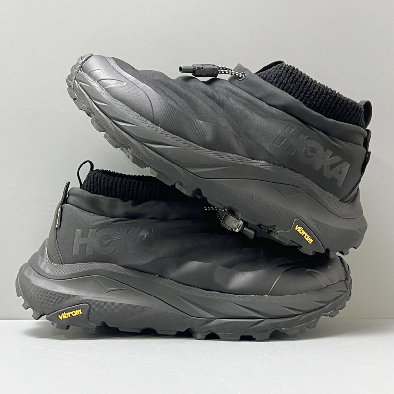 HOKA 카하 미드컷 방수 보온 하이킹 슈즈 001-260345