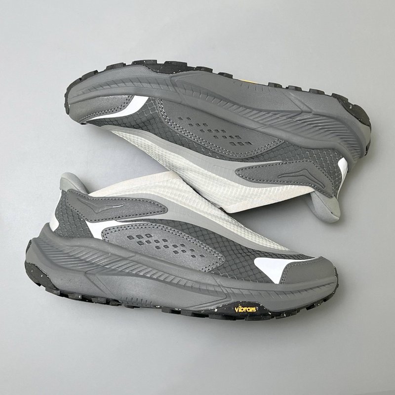 HOKA 로우탑 지퍼 캐주얼 슈즈 001-260351