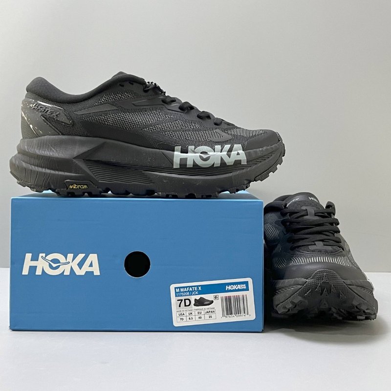 HOKA 협업 클래식 빈티지 러닝화 001-260426
