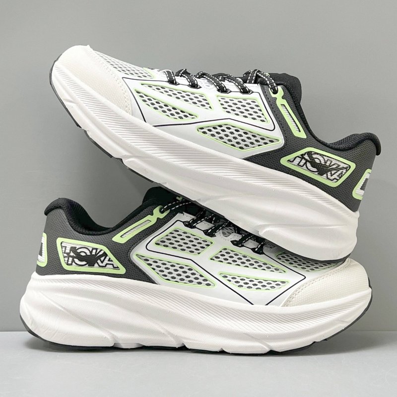 HOKA 콜라보 클리프턴 9 시리즈 러닝화 001-260441