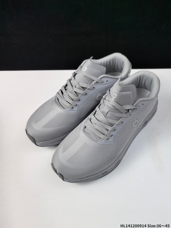 온 클라우드존 아웃도어 러닝화 001-260550