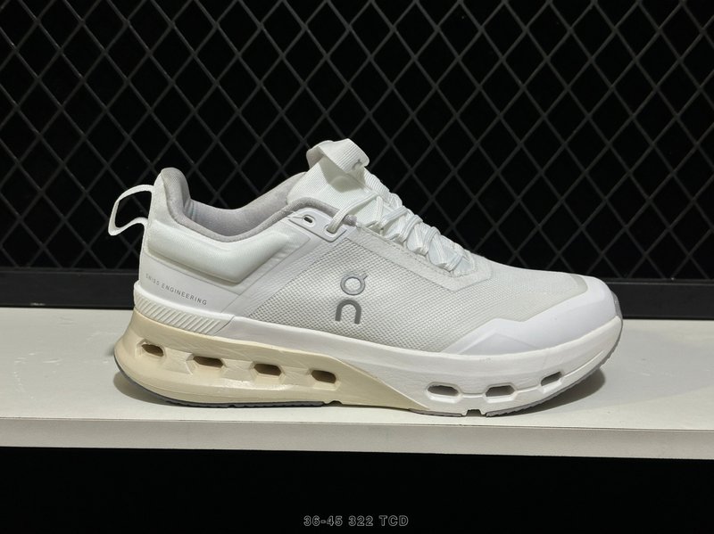 온 클라우드몬스터 하이퍼 경량 로우탑 러닝화 001-260572