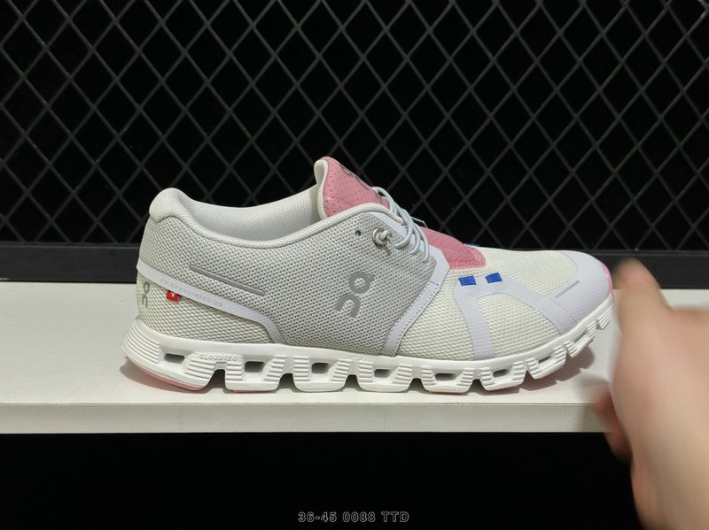 온 클라우드몬스터 하이퍼 경량 로우탑 러닝화 001-260576
