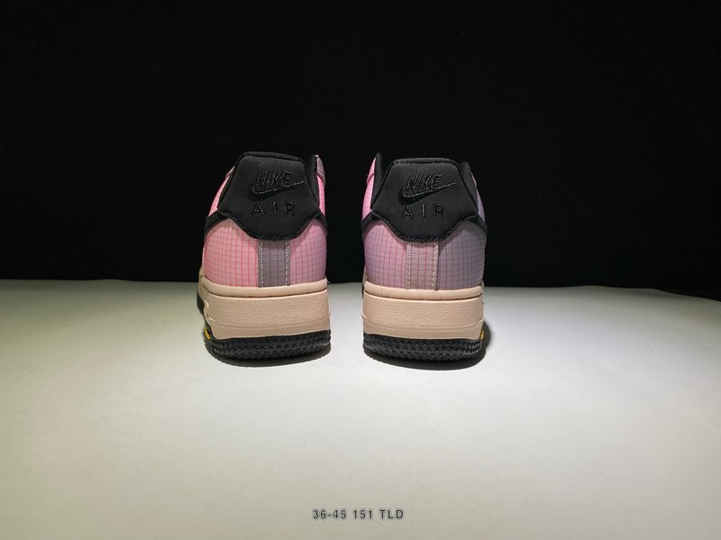 나이키 SB 덩크 로우 레트로 스니커즈 001-260583