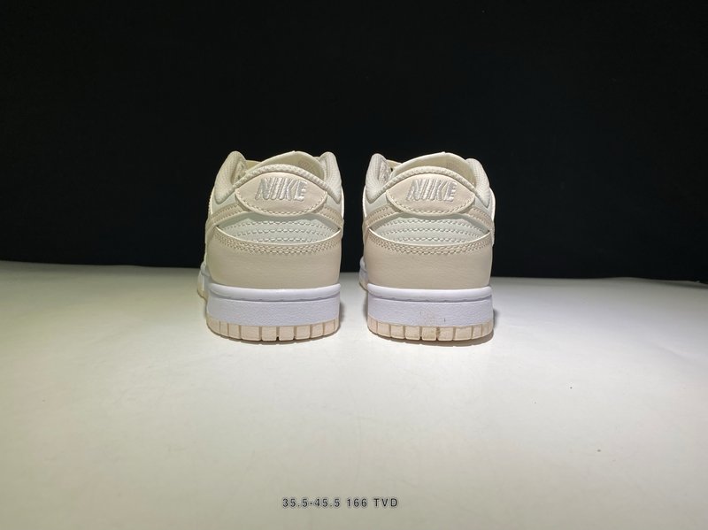 나이키 SB 덩크 로우 원피 로우탑 스니커즈 001-260809