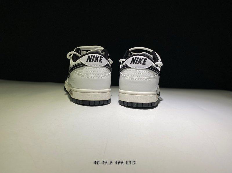 나이키 빈티지 로우 스니커즈 001-260820