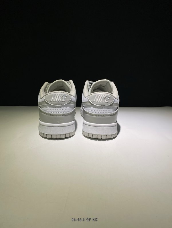 나이키 SB 덩크 로우 캐주얼 스니커즈 001-260825