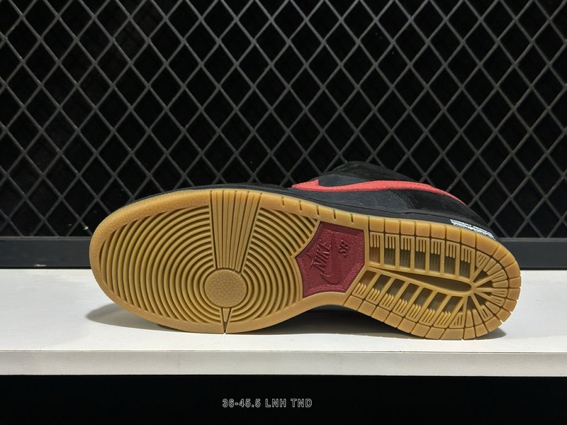 나이키 빈티지 로우 스니커즈 001-260898