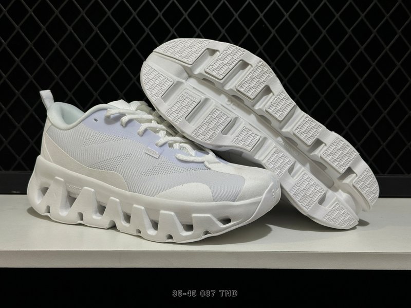 온 클라우드스위프트 K-Tech 1 아웃도어 러닝화 001-260968