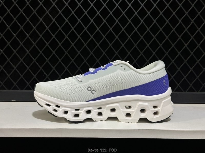 온 클라우드몬스터 3 레트로 러닝화 001-261065
