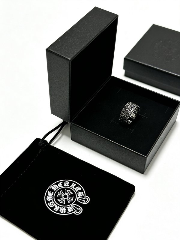 Chrome Hearts 클래식 입체 멀티 크로스 링 001-262243