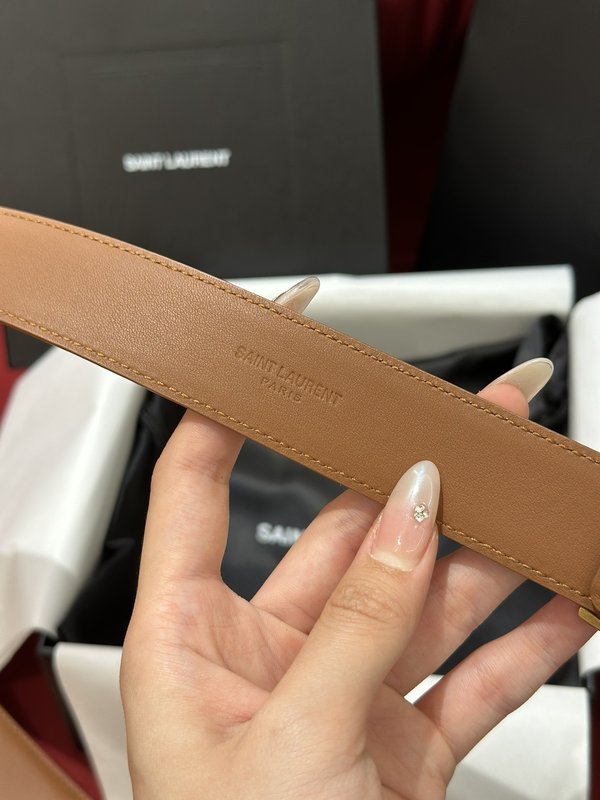 생로랑 YSL 여성용 빈티지 가죽 벨트 001-262365