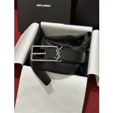생로랑 YSL 여성용 빈티지 메탈 버클 가죽 벨트 001-262366