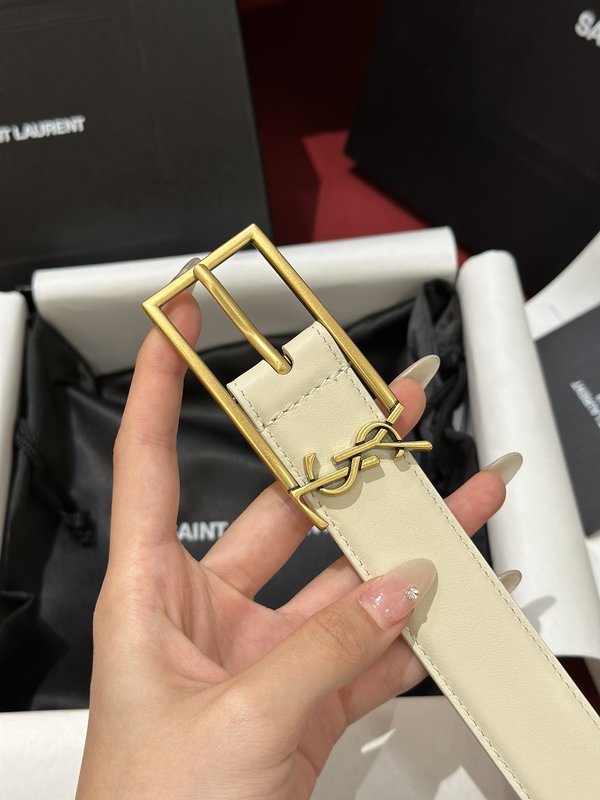 생로랑 YSL 빈티지 금속 버클 가죽 벨트 001-262367