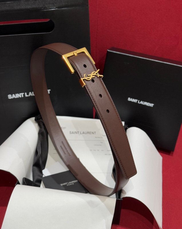 YSL 생로랑 여성용 레트로 버클 벨트 001-262369