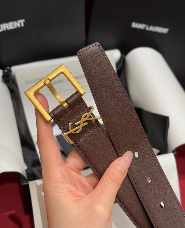 YSL 생로랑 여성용 레트로 버클 벨트 001-262369