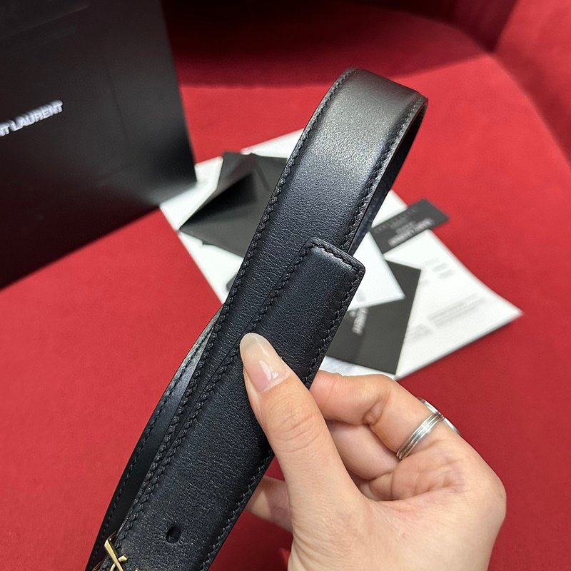 YSL 생로랑 여성용 빈티지 조각 금속 버클 벨트 001-262371