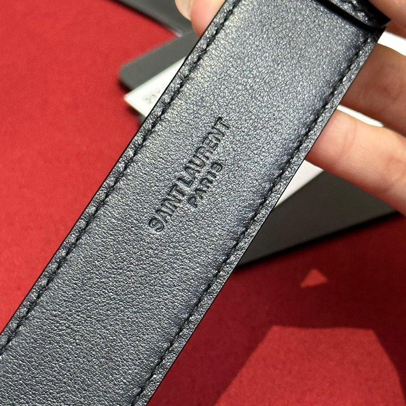 YSL 생로랑 여성용 빈티지 조각 금속 버클 벨트 001-262371
