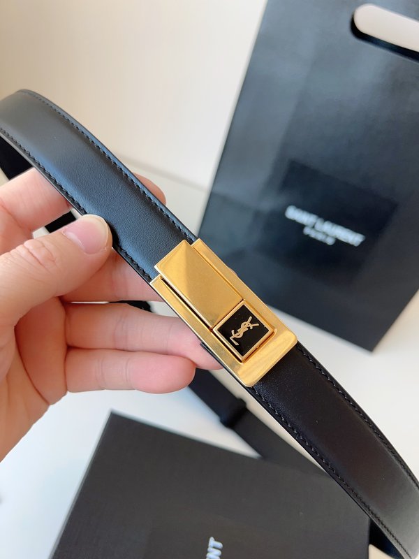 생로랑 YSL 블랙 가죽 골드 버클 벨트 001-262378