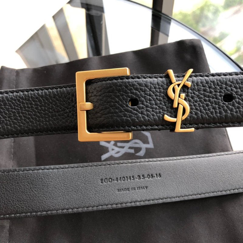 YSL 생로랑 3.0cm 레트로 금속 버클 여성 벨트 001-262381