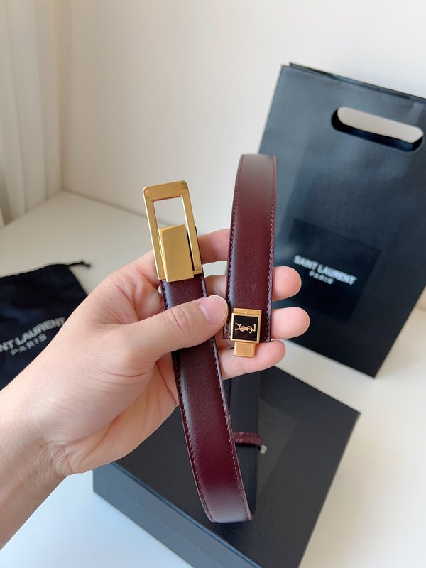 YSL 생로랑 샤르니에르 가죽 벨트 001-262389
