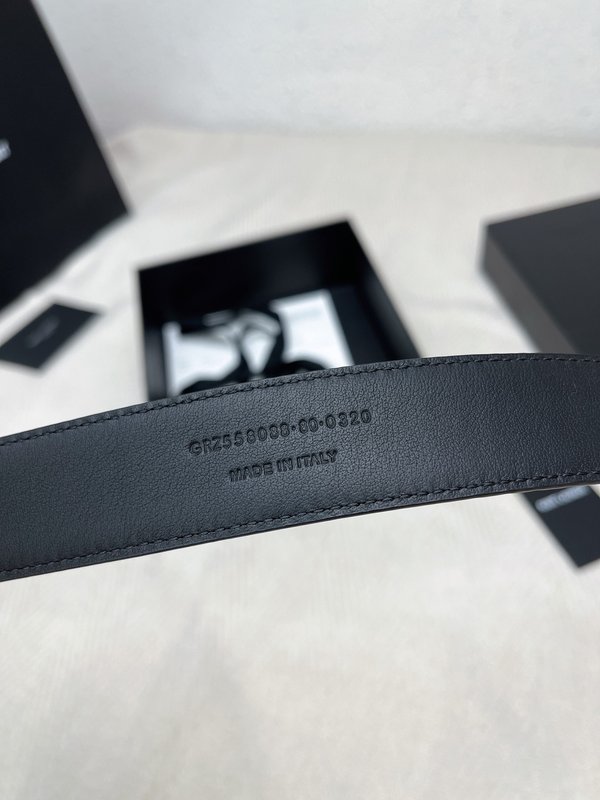 생로랑 YSL 클래식 여성 가죽 벨트 001-262396