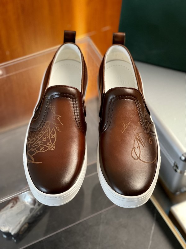 BERLUTI 벨루티  남성 소가죽 로퍼 001-262450