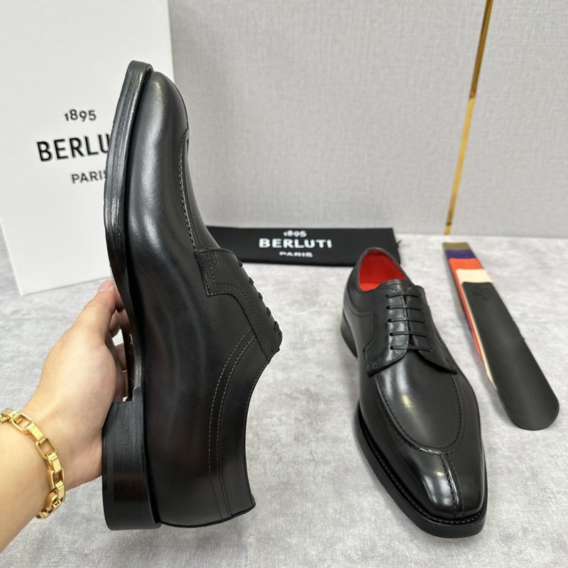 Berluti 벨루티 남성 수제 염색 정장 구두 001-262480