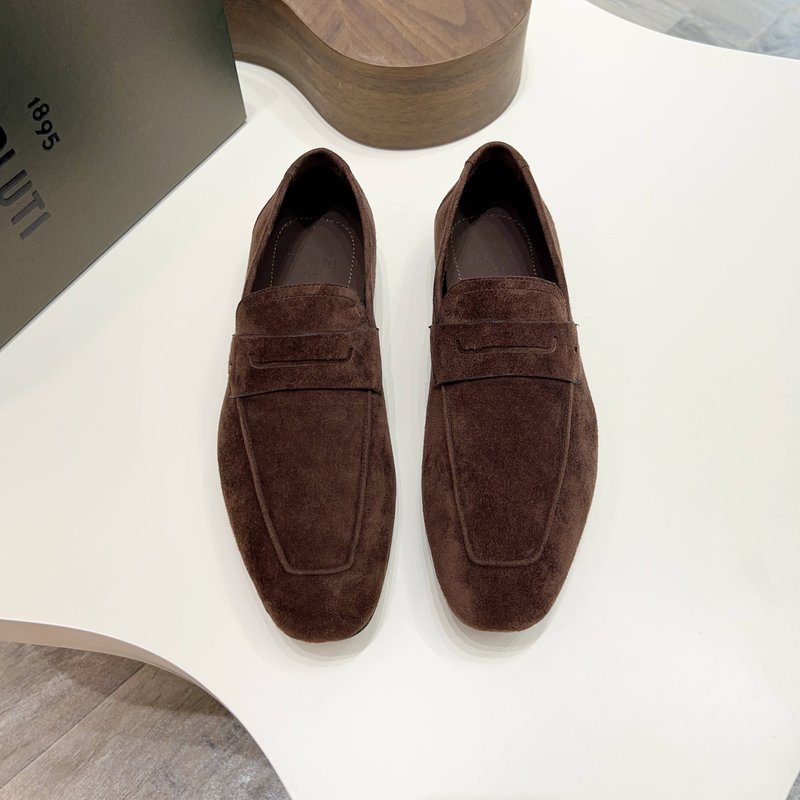 벨루티 에덴 스크리토 패턴 가죽 로퍼 남성화 001-262506
