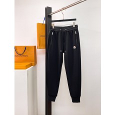 몽클레르 2025 가을 겨울 클래식 로고 캐주얼 팬츠 001-262875