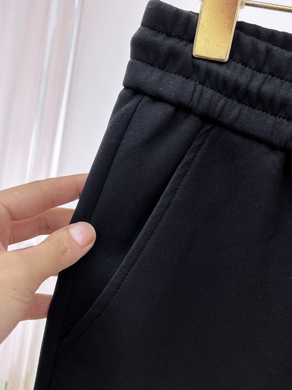몽클레어 남성 에어레이어 코튼 캐주얼 팬츠 001-262885