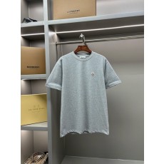 몽클레르 로고 패치 라운드넥 반팔 티셔츠 001-263007