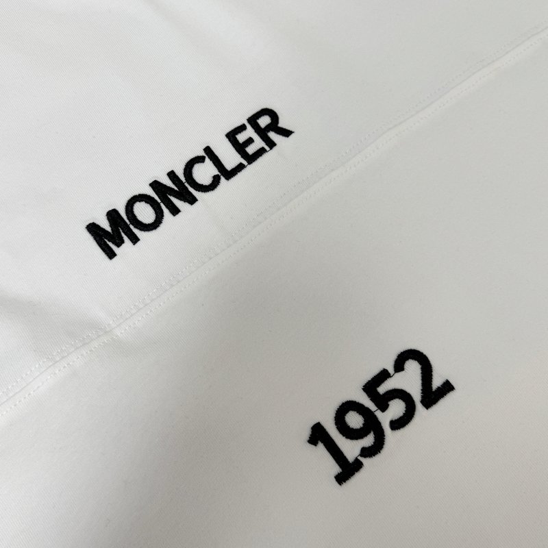 몽클레르 26 신상 반팔 티셔츠 남녀공용 001-263054