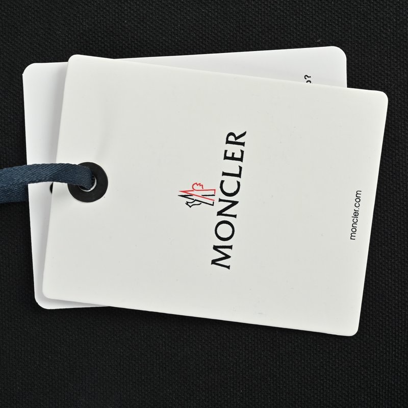 몽클레르 자수 컬러 블록 단추 폴로 반팔 001-263079