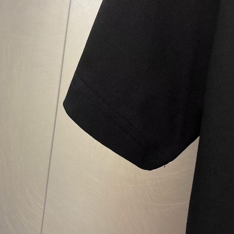 몽클레어 유니섹스 반팔 티셔츠 001-263081