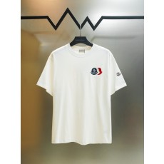 몽클레어 신규 로고 자수 라운드 넥 반팔티 001-263091