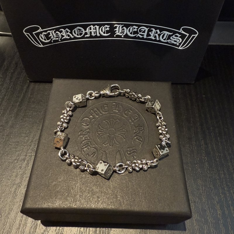 Chrome Hearts 복고 다이스 십자가 꽃 팔찌 001-263109