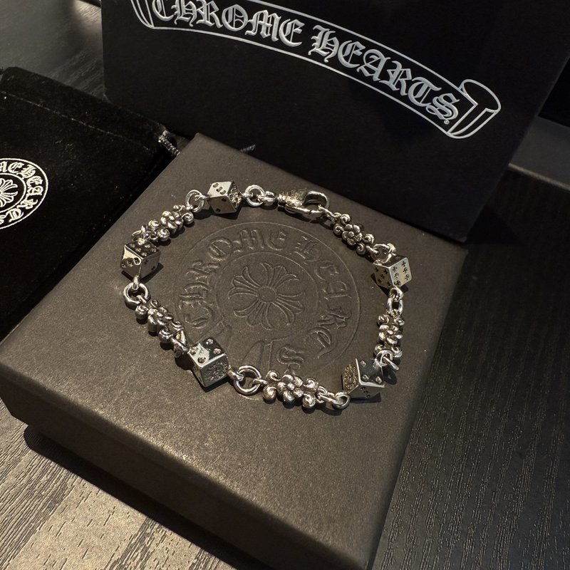 Chrome Hearts 복고 다이스 십자가 꽃 팔찌 001-263109