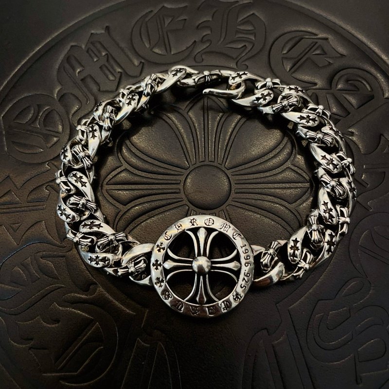 Chrome Hearts 클래식 빈티지 십자가 팔찌 001-263197