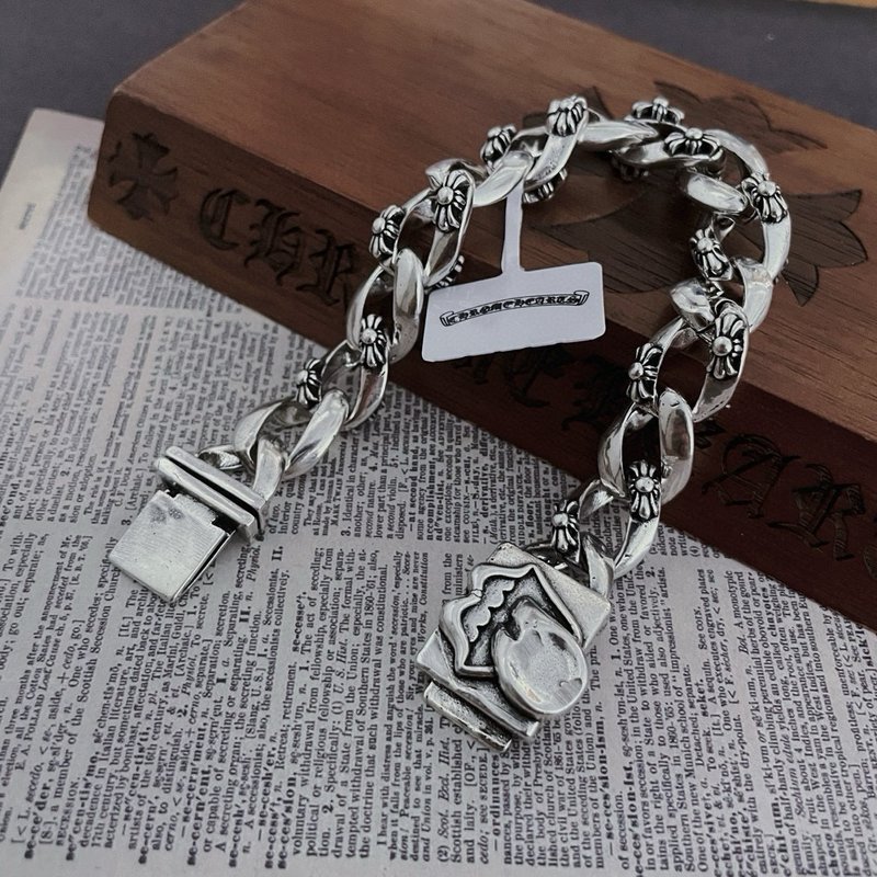 크롬하츠 클래식 빈티지 혀 반꽃 팔찌 001-263204