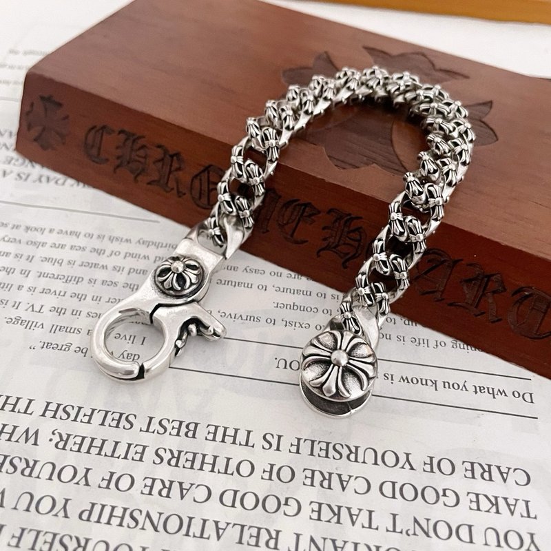 Chrome Hearts 클래식 플라워 랍스터 클로 팔 001-263483