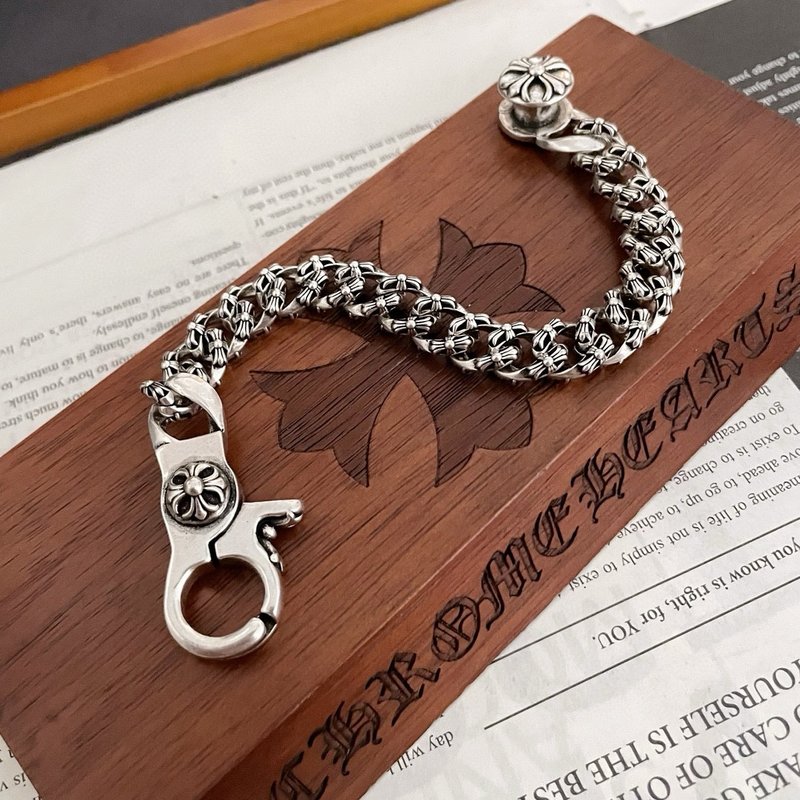 Chrome Hearts 클래식 플라워 랍스터 클로 팔 001-263483