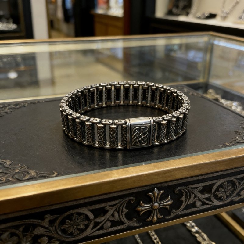 Chrome Hearts 빈티지 멀티 요소 팔찌 001-263524