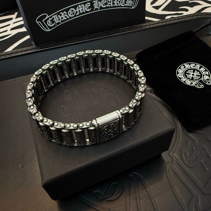 Chrome Hearts 빈티지 멀티 요소 팔찌 001-263524