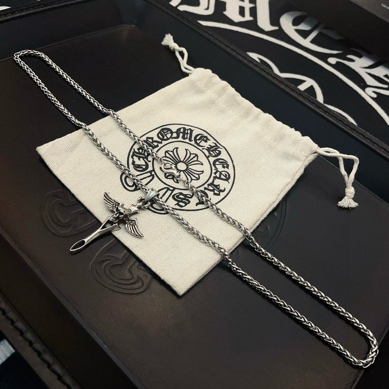 크롬하츠 복고 멀티 요소 팔찌 001-263566