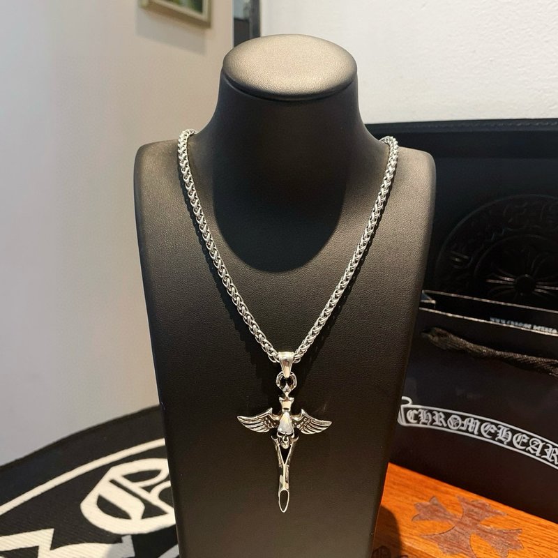 크롬하츠 복고 멀티 요소 팔찌 001-263566