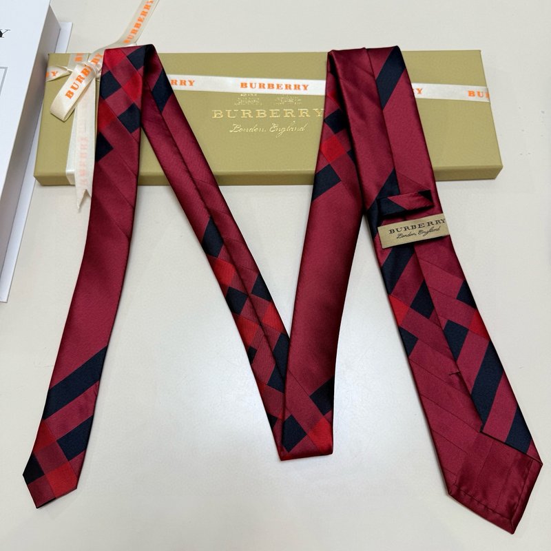 버버리 빈티지 체크 실크 넥타이 001-265095