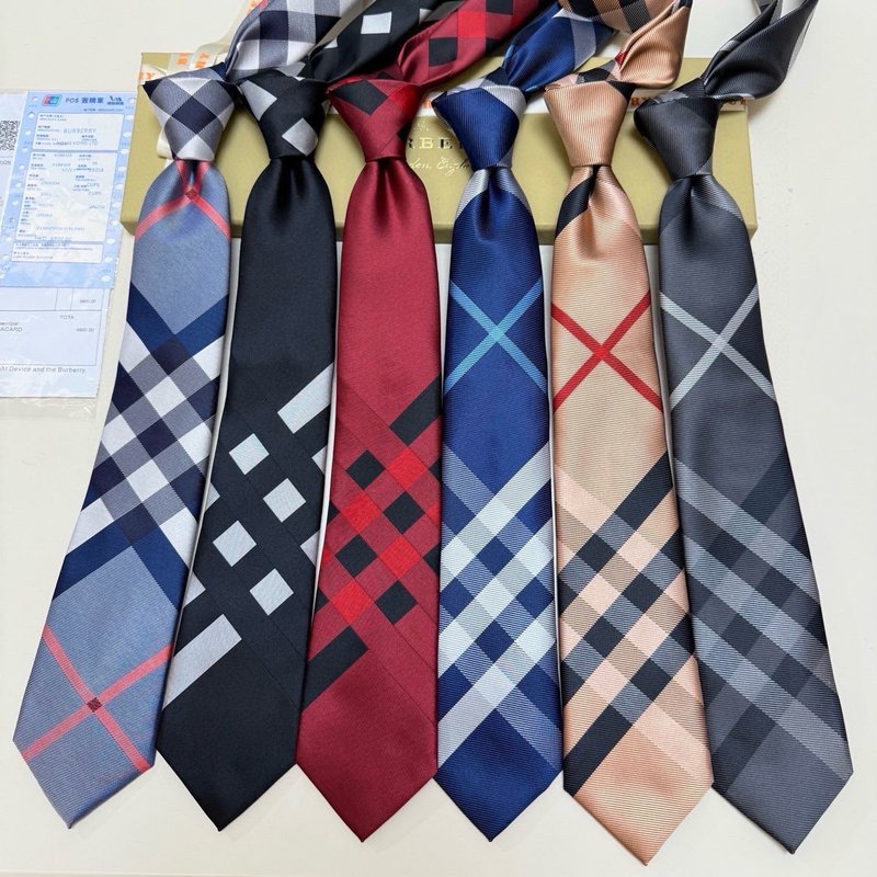 버버리 빈티지 체크 실크 넥타이 001-265112