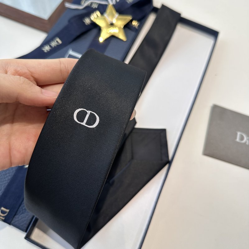 디올 신상 심플 로고 자카드 넥타이 001-265356