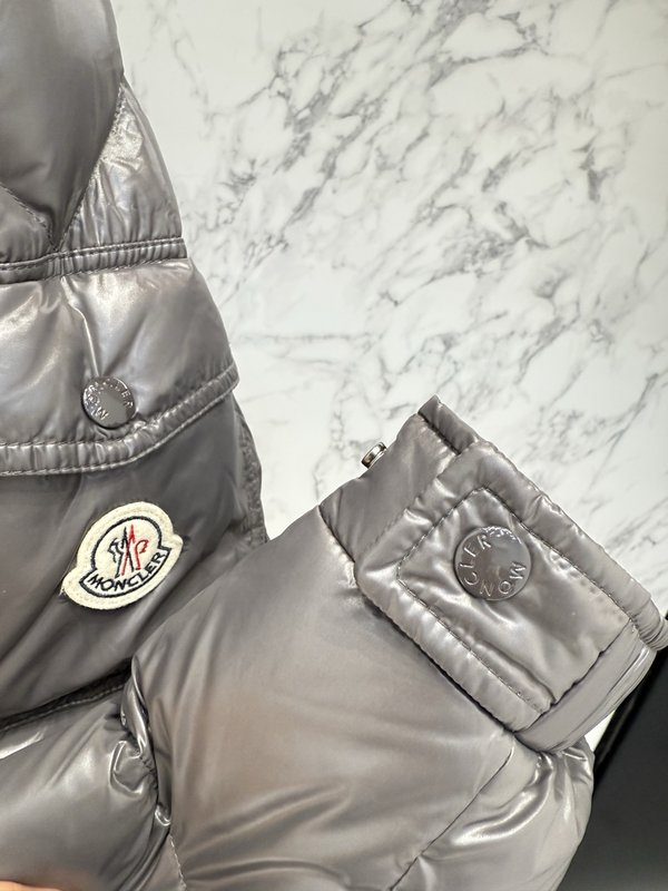 Moncler 다운 자켓 최신 패션 디자이너 스타일 001-265841